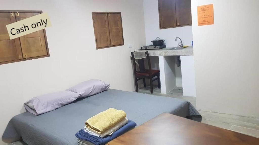 Hogar Tico-Estadounidense Cerca De Aeropuerto Alajuela Exterior foto